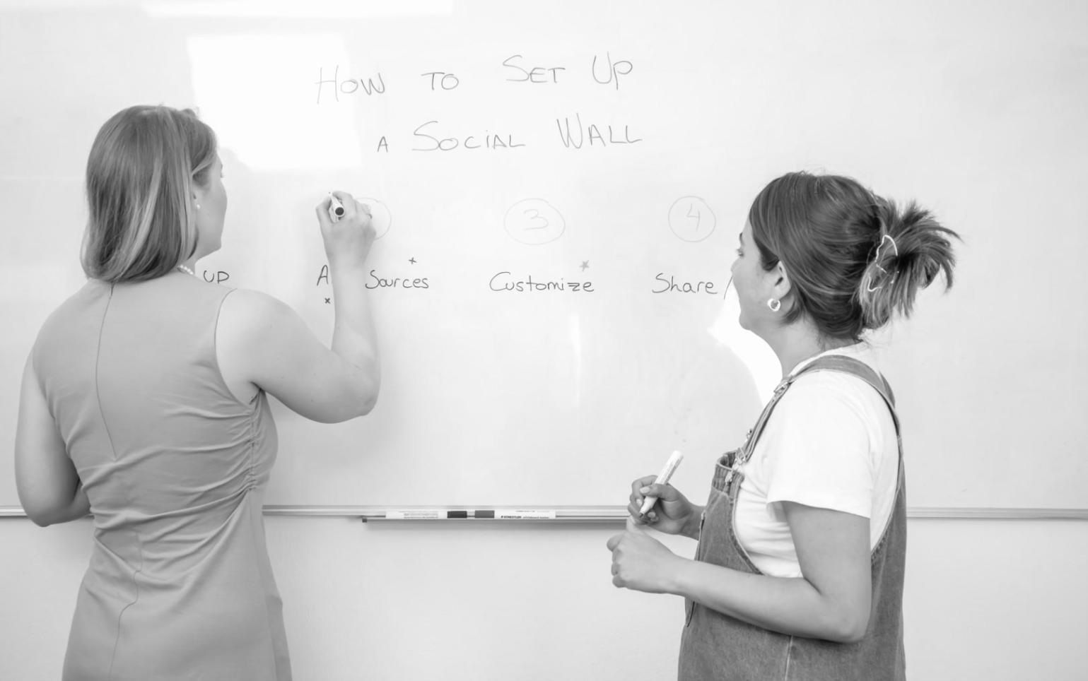 Kollaborative Lernsituation mit Teilnehmenden beim Budget-Workshop